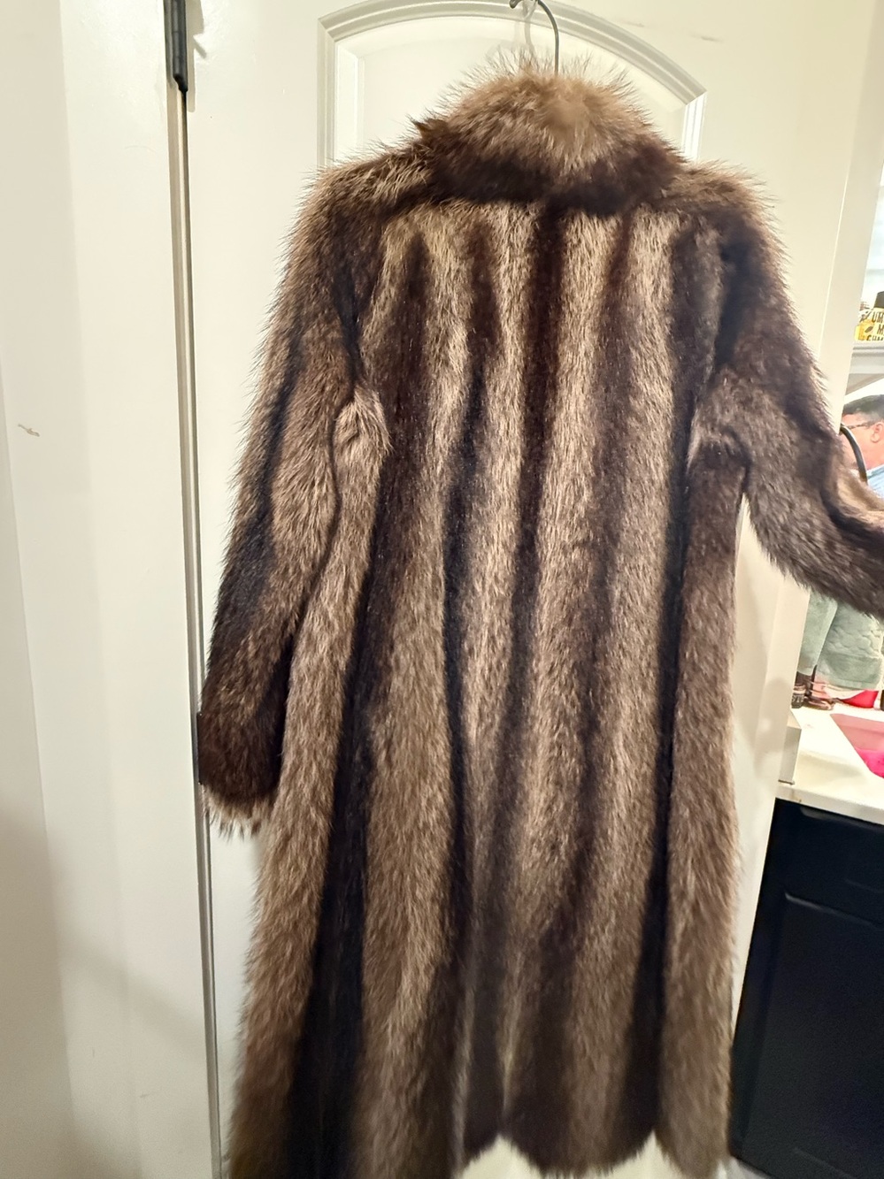 Vintage Genuine Raccoon Fur Full Length Coat Yudofsky Fur & Leather - Picture 16 of 16